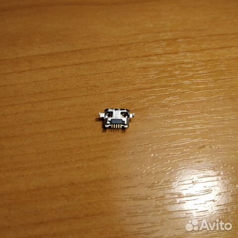 Разъем питания для Motorola XT1570, XT1572, XT1575 Разъем питания для Motorola XT1570, XT1572, XT1575