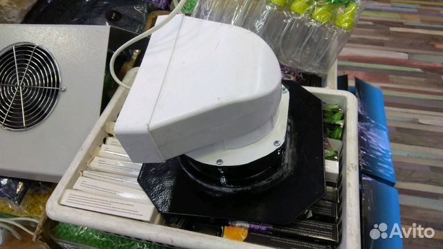 Встраиваемая вытяжка для маникюрного стола 60W чер Встраиваемая вытяжка для маникюрного стола 60W чер