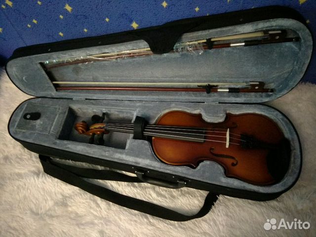 Скрипка избранное. Скрипка Чехословакии. Старый чехол для скрипки Туапсе.