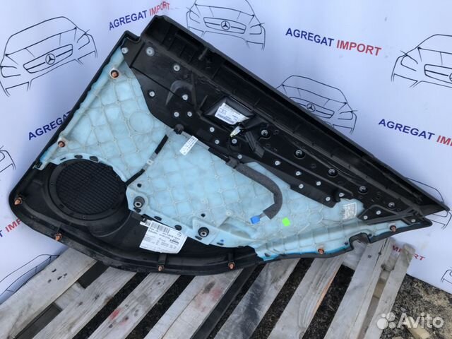Обшивка задней левой двери Мерседес C w204 Обшивка задней левой двери Мерседес C w204