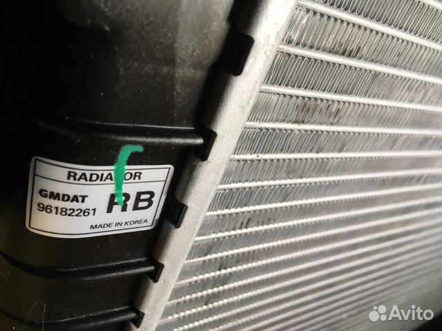 Радиатор охлаждения на Chevrolet Lanos оригинал GM
