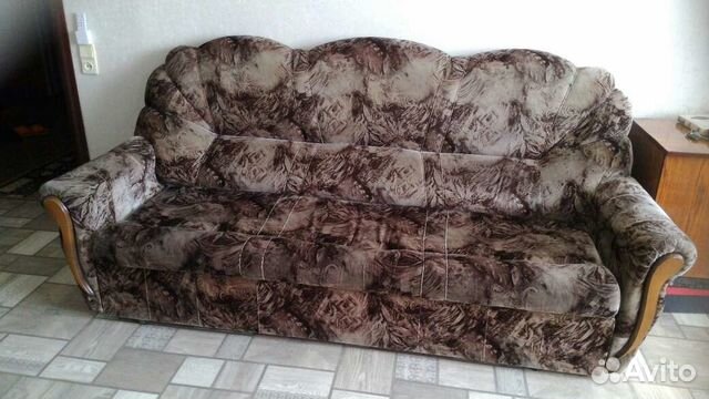 Продам мягкий диван с 2мя креслами Продам мягкий диван с 2мя креслами