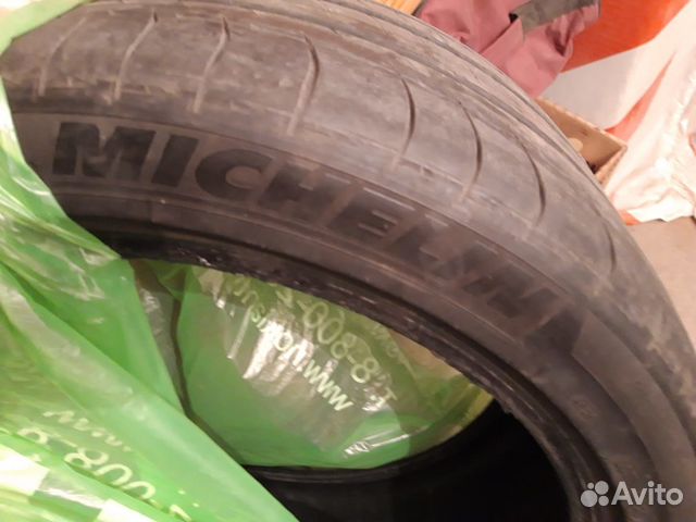 Шины Michelin 295/35/21 (2 шт.)