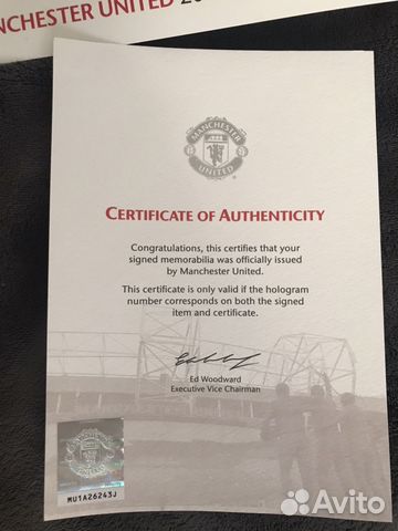 Футболка с автографами Manchester United Футболка с автографами Manchester United