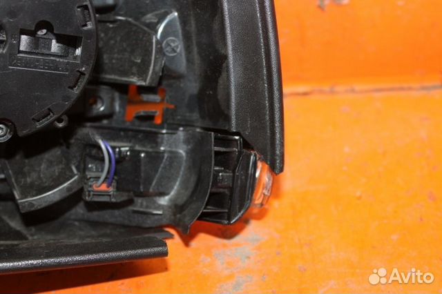 Зеркало правое Jeep Grand Cherokee 4 WK2 2013-2018 Зеркало правое Jeep Grand Cherokee 4 WK2 2013-2018
