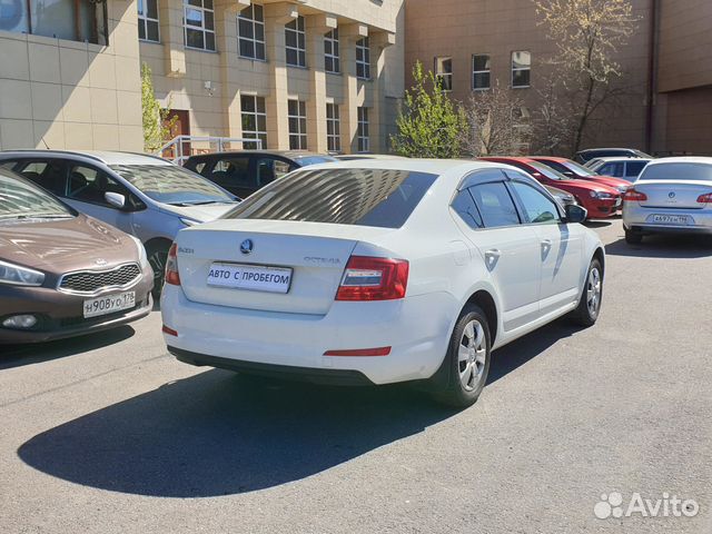 Skoda Octavia 1.6 AT, 2015, 117 850 км