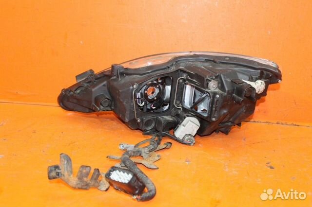 Фара правая Lexus Ls 5 2006-2012 Фара правая Lexus Ls 5 2006-2012