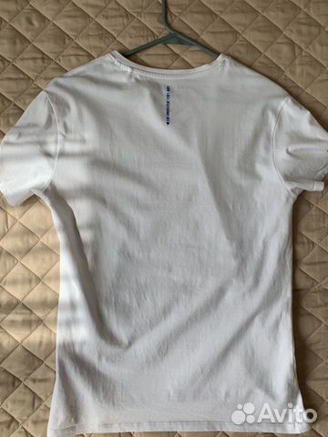Футболка guess (новая) Футболка guess (новая)