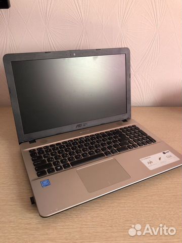 Ноутбук asus D541N