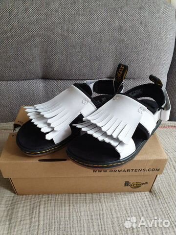 Сандалии Dr. Martens 36 Сандалии Dr. Martens 36