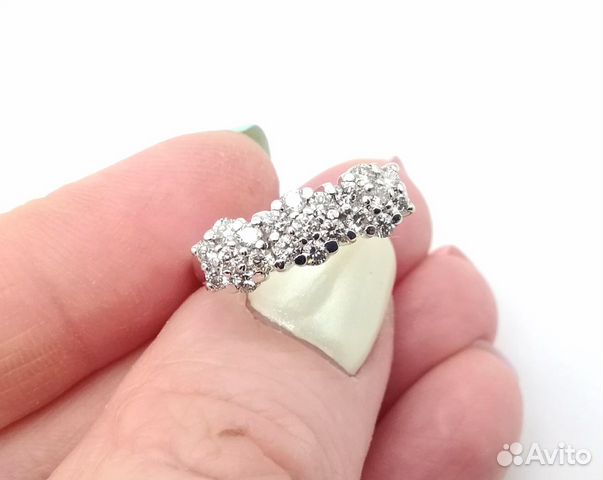 Красивое Кольцо из Белого Золота 585 пробы с Брилл