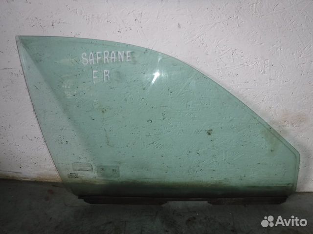 Стекло двери передней правой Renault Safrane 2