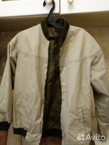 Ветровка мужская двусторонняя бежевого и болотного