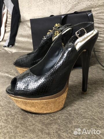 Босоножки на платформе Carnaby 40р Босоножки на платформе Carnaby 40р