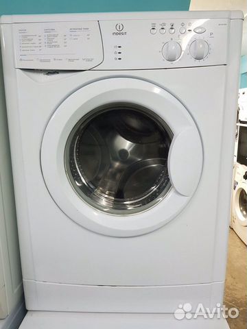 Стиральная машина Indesit ультраузкая Стиральная машина Indesit ультраузкая