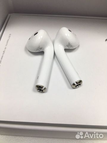 AirPods с кейсом