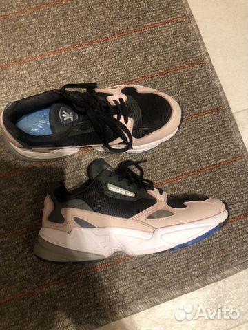 Кроссовки adidas falcon Кроссовки adidas falcon