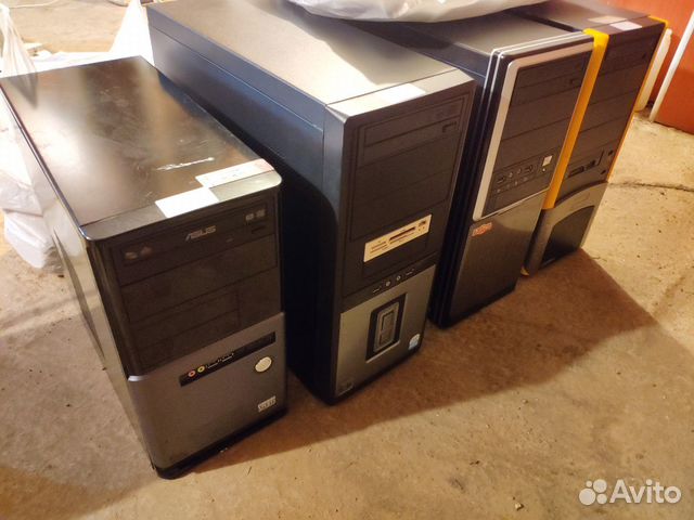 Несколько офисных компьютеров 2 ядра с мониторами