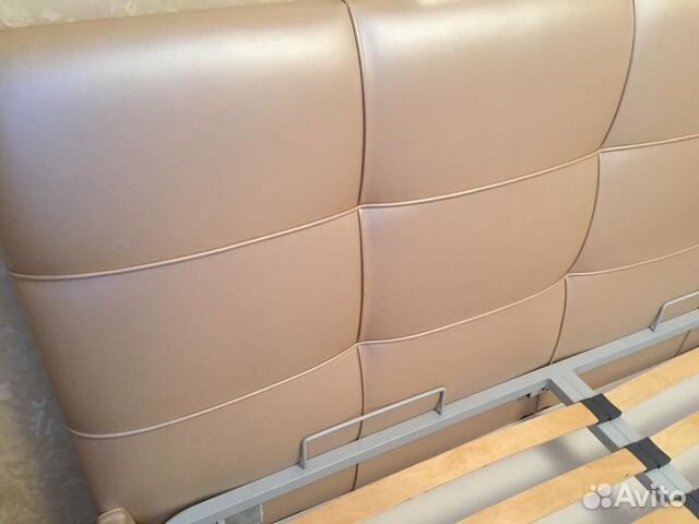 Двуспальная кровать 200*180 с ящиком для вещей