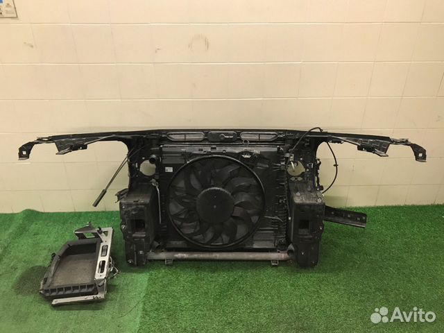 Панель радиаторов (Телевизор ) Mercedes-Benz Панель радиаторов (Телевизор ) Mercedes-Benz