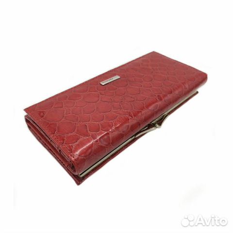 Кошелек женский из натуральной кожи Ruby Button Кошелек женский из натуральной кожи Ruby Button