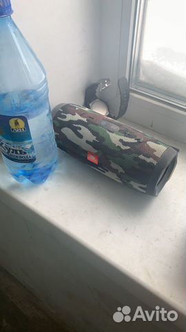 Колонка JBL