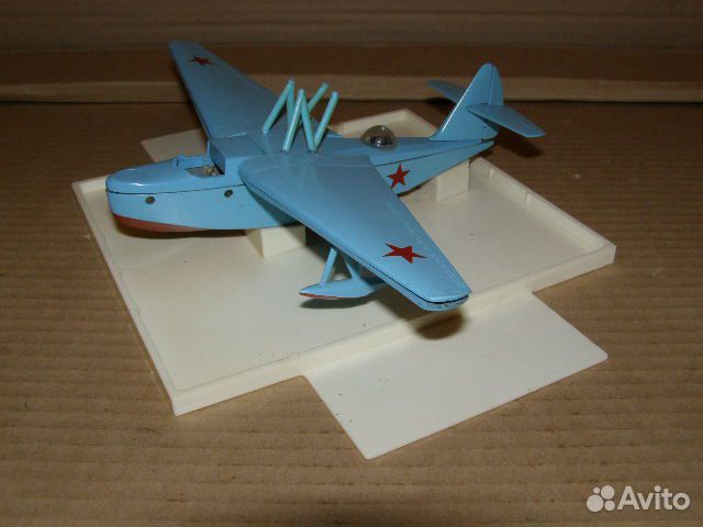 Модель самолета 