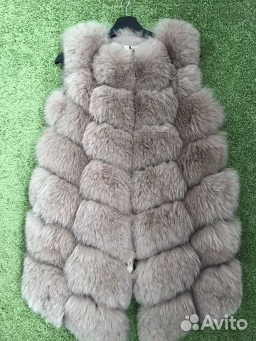 Меховая жилетка из песца
