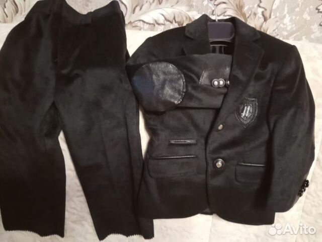 Костюм на мальчика очень красивый, модный, нарядны