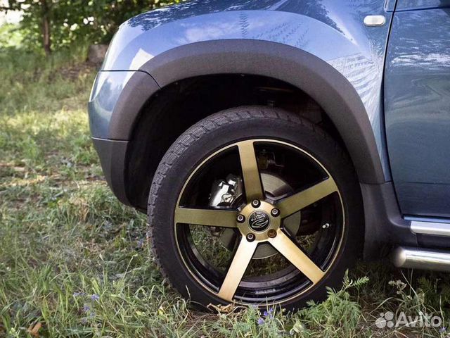 Накладка на колесую арку Renault Duster Накладка на колесую арку Renault Duster