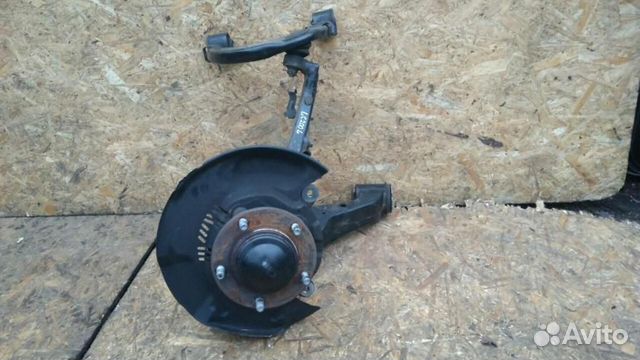 Кулак поворотный Toyota Land Cruiser 200 partCu