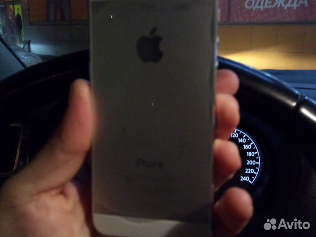 Телефон iPhone5s