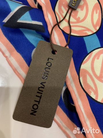 Платок новый Louis Vuitton Платок новый Louis Vuitton
