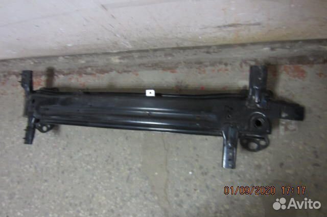 Усилитель переднего бампера Kia Sorento 2 Усилитель переднего бампера Kia Sorento 2