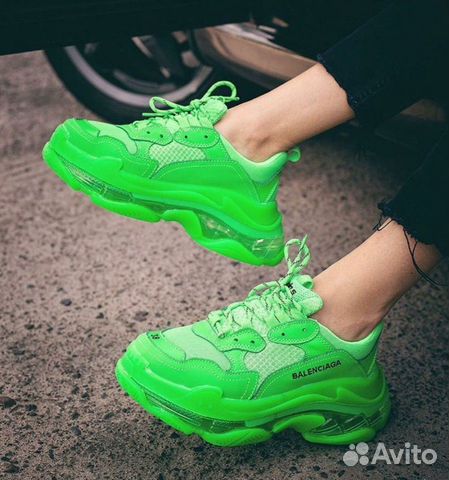 Кроссовки Balenciaga triple s Кроссовки Balenciaga triple s