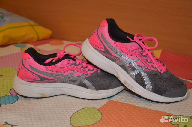 Кроссовки Asics 36 р Кроссовки Asics 36 р