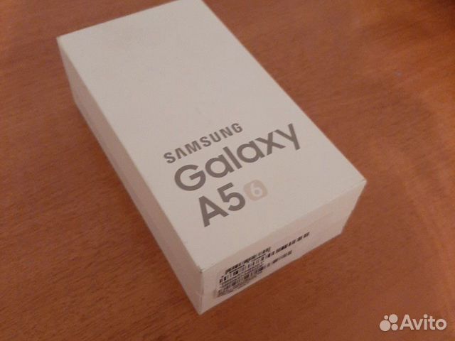Телефон SAMSUNG Galaxy A5 2016 Телефон SAMSUNG Galaxy A5 2016