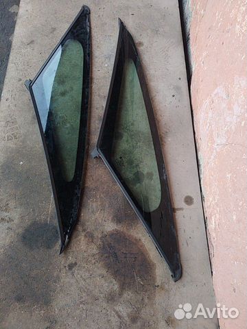 Правая форточка Opel Zafira C