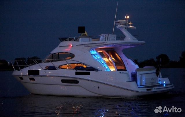 Моторная яхта Sealine f37 Моторная яхта Sealine f37