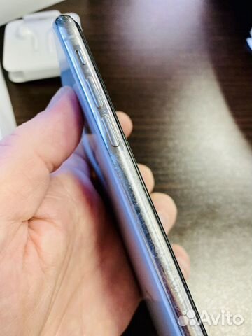 iPhone X 64Gb б/у в отличном состоянии
