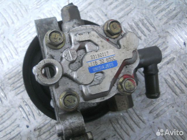 Mazda MPV 2 LW Насос гур