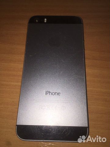 Телефон iPhone 5s Телефон iPhone 5s