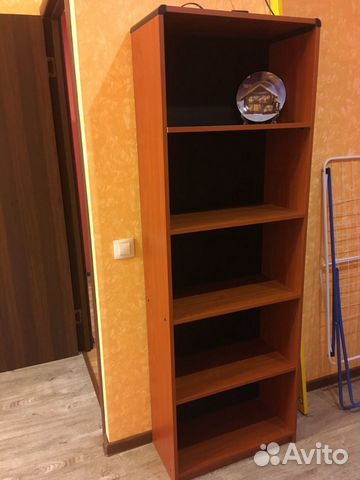 Книжный шкаф