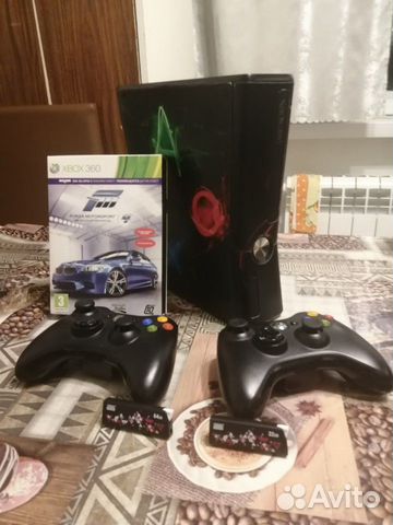 Xbox 360 slim, freeboot, плюс игра