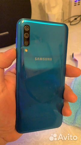 Телефон SAMSUNG Galaxy A50 64gb оригинал