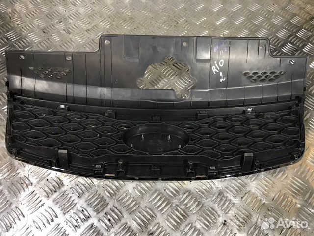 Решетка радиатора Kia Rio 2 2005-2011 Решетка радиатора Kia Rio 2 2005-2011