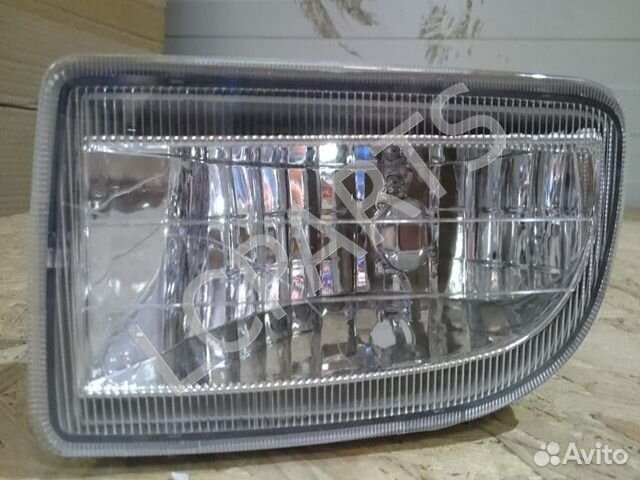 Фара противотуманная левая Toyota Land Cruiser 100 Фара противотуманная левая Toyota Land Cruiser 100