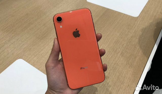 iPhone XR iPhone XR