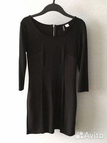 Платье черное с рукавами 3/4