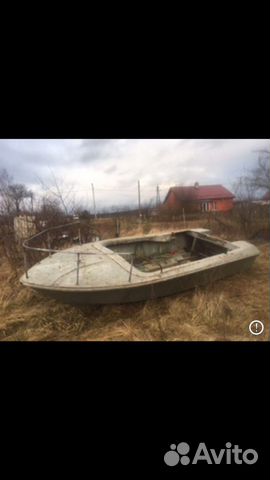 Катер пластиковый